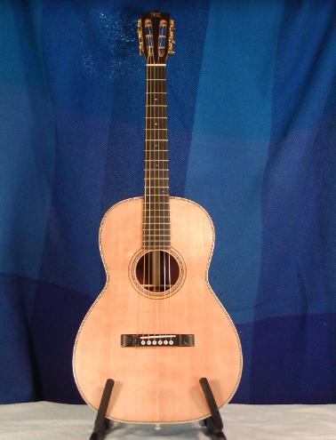 Model: Rosewood 00-12 fret